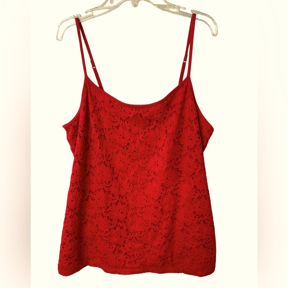 Style & Co. A Adjustable strap Blouse with a Lace Front Very Lovely And Dressy☑️